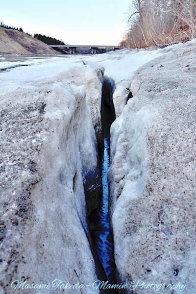 File:North Saskatchewan River with cracked ice Edmonton Mamin Photo.jpg